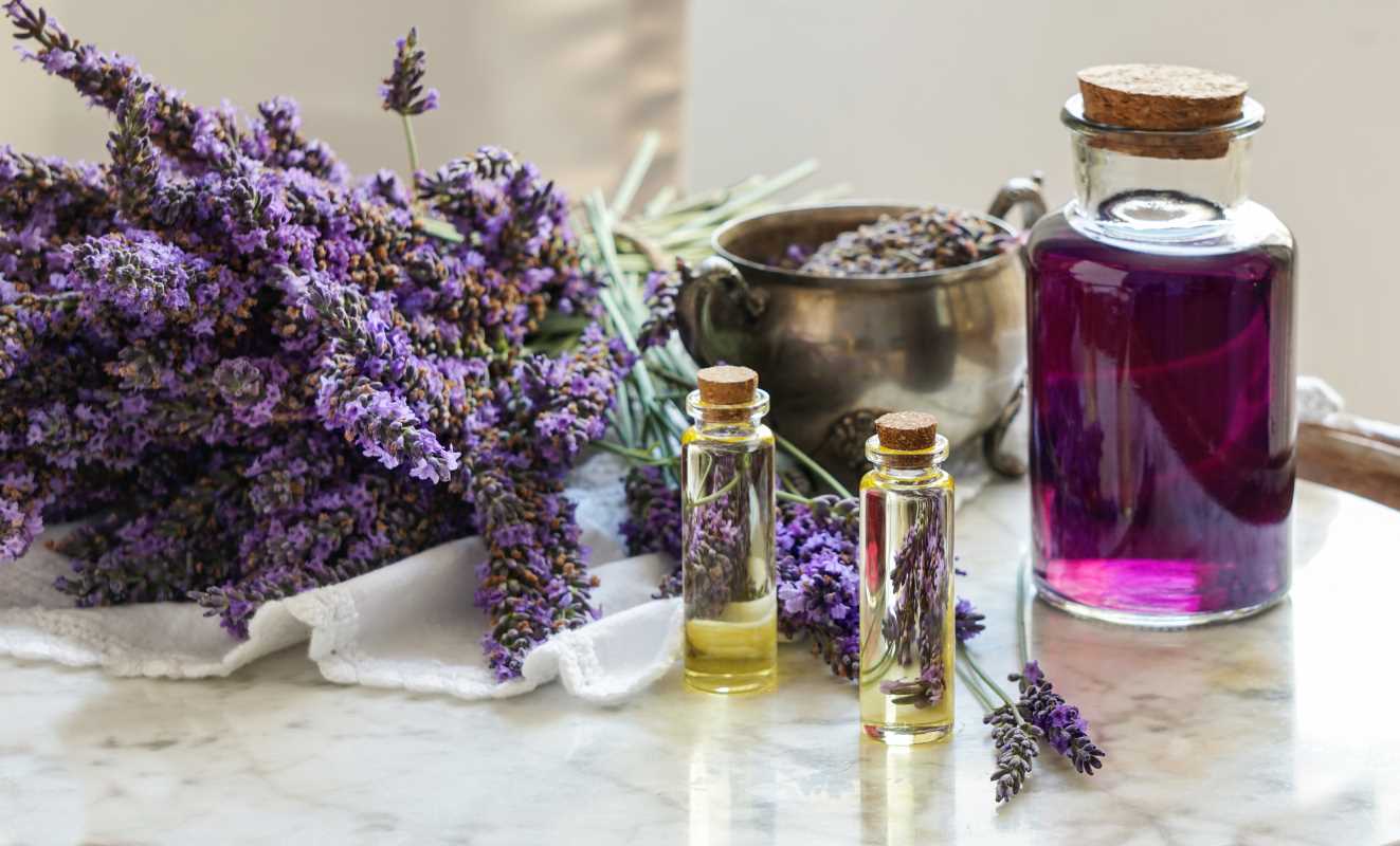 Incorporating Aromatherapy Or Scent Design Into Daily Life